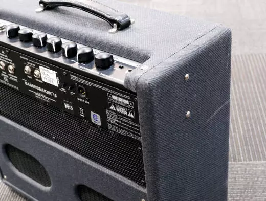 Fender - Bassbreaker 15W 1x12 Tube Combo Amp 2